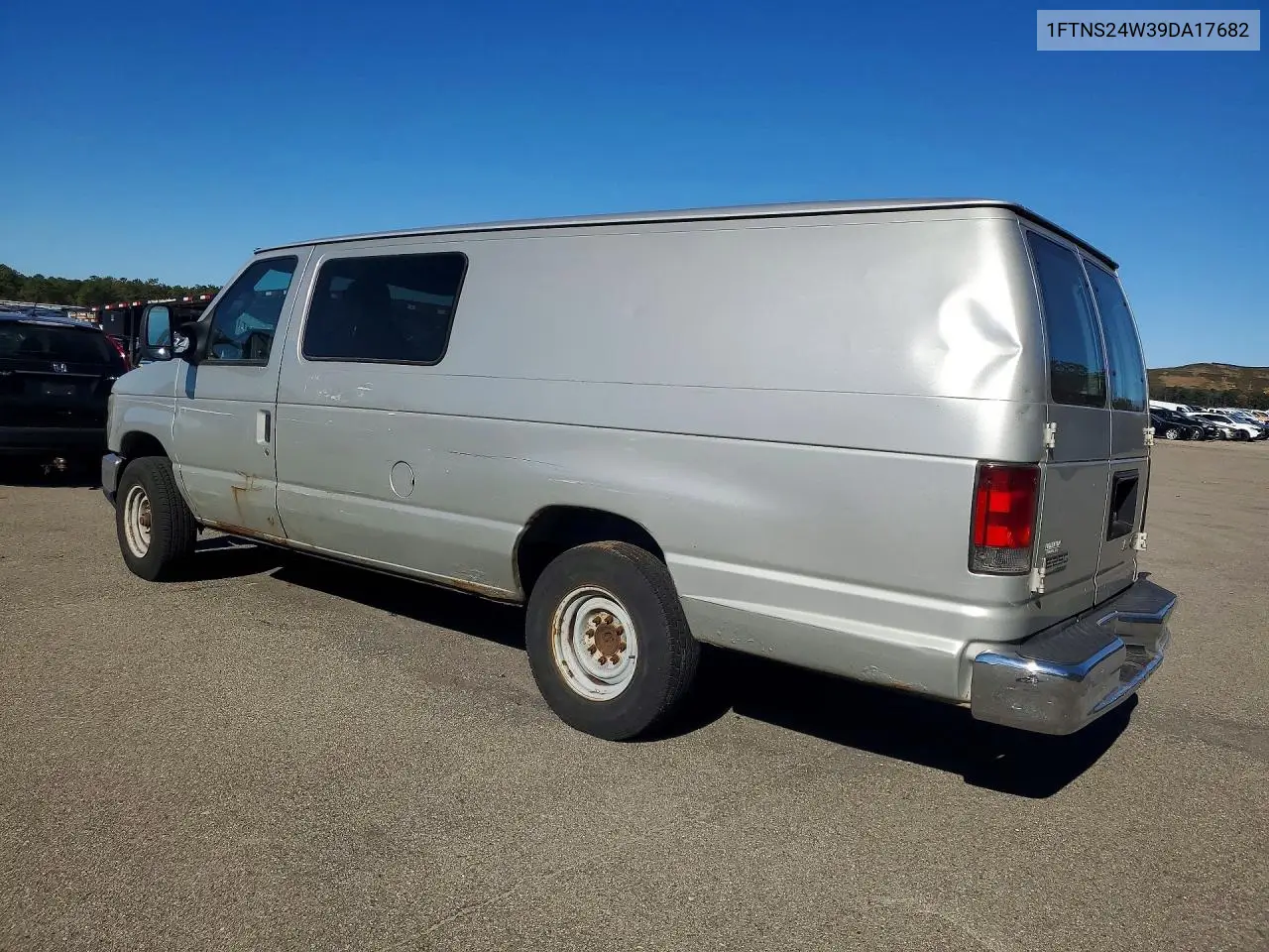 FORD ECONOLINE 2009, VIN 1FTNS24W39DA17682