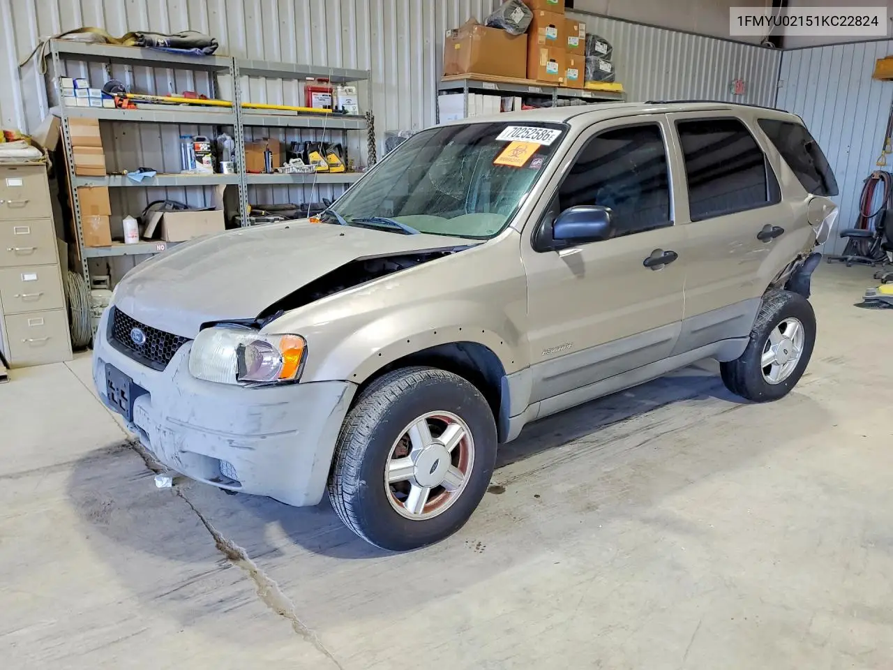 FORD ESCAPE 2001, VIN 1FMYU02151KC22824