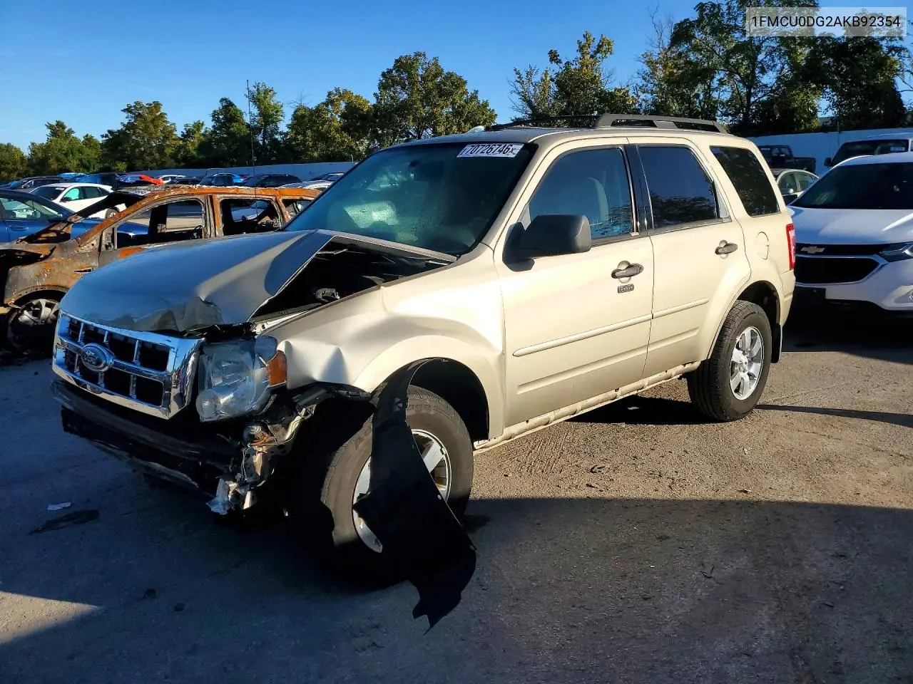 FORD ESCAPE 2010, VIN 1FMCU0DG2AKB92354