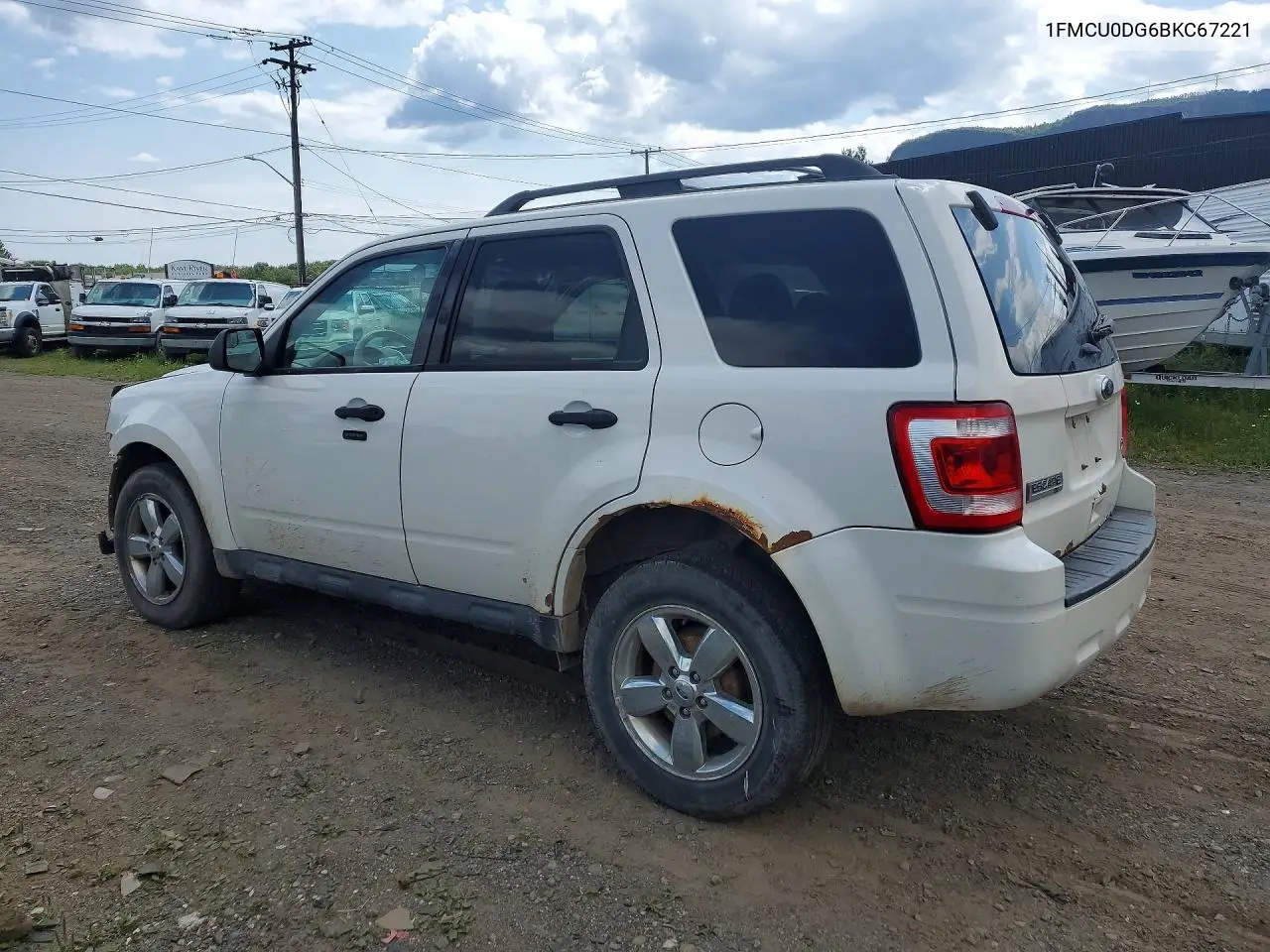 2011 FORD ESCAPE VIN 1FMCU0DG6BKC67221 — фото 2