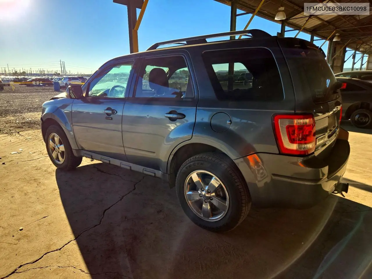 2011 FORD ESCAPE VIN 1FMCU0EG3BKC10098 — фото 2