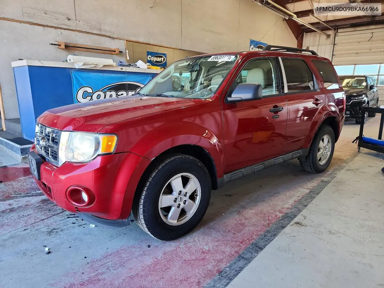 FORD ESCAPE 2011, VIN 1FMCU9DG9BKA66966