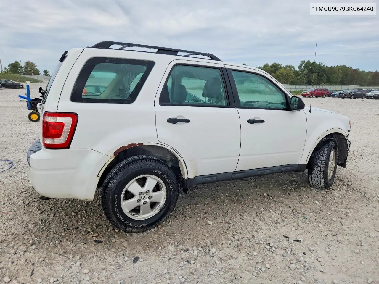 2011 FORD ESCAPE VIN 1FMCU9C79BKC64240 — фото 5