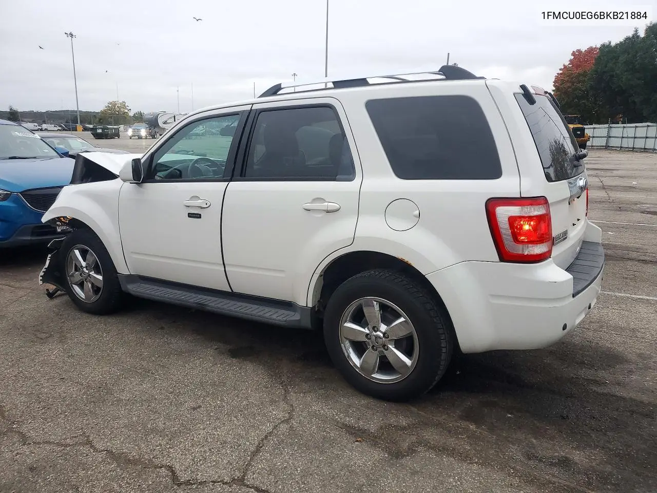 2011 FORD ESCAPE VIN 1FMCU0EG6BKB21884 — фото 2