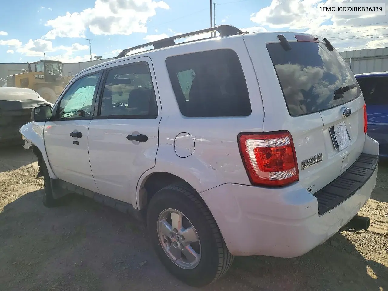 2011 FORD ESCAPE VIN 1FMCU0D7XBKB36339 — фото 2