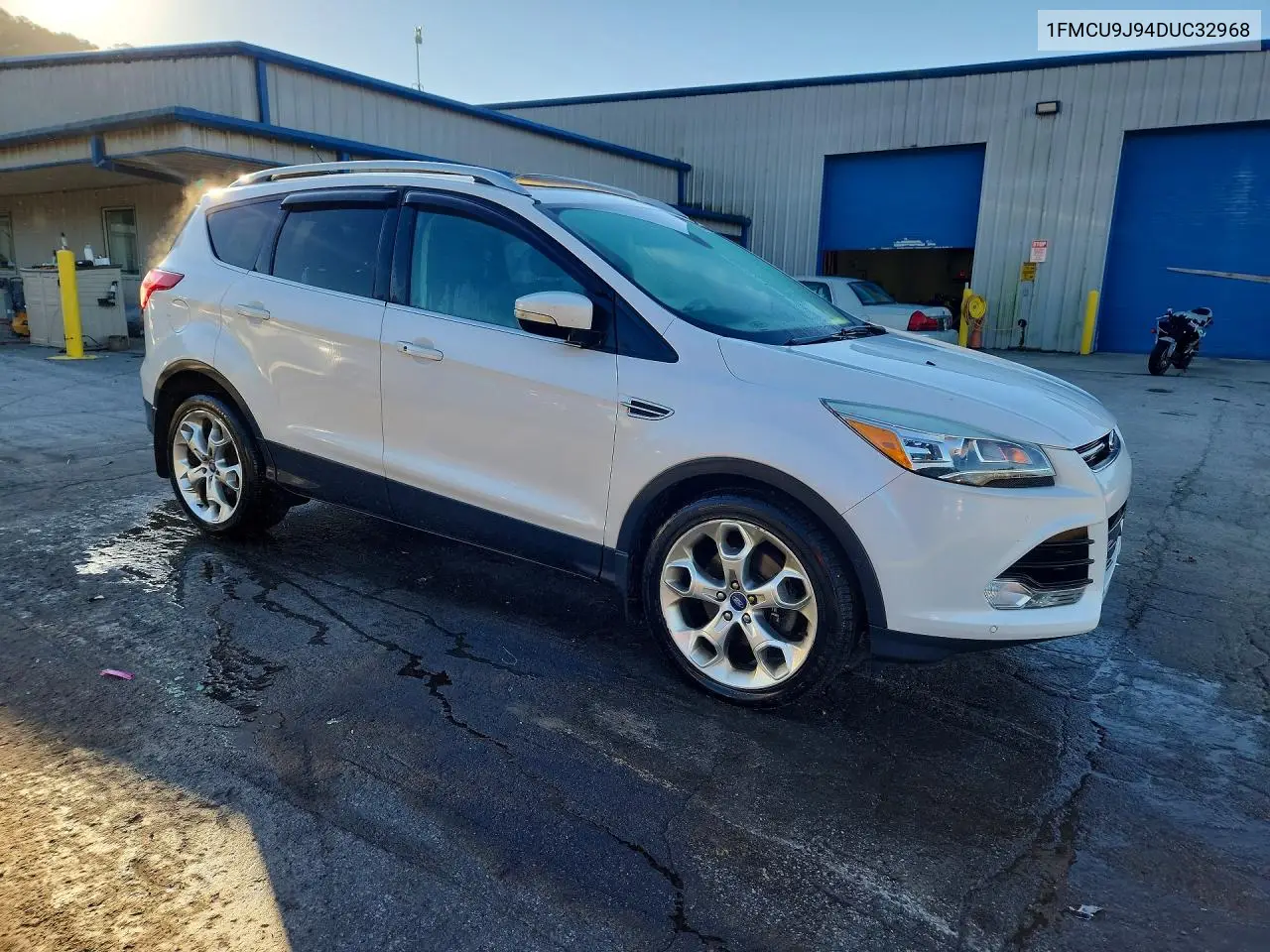 2013 FORD ESCAPE VIN 1FMCU9J94DUC32968 — фото 4