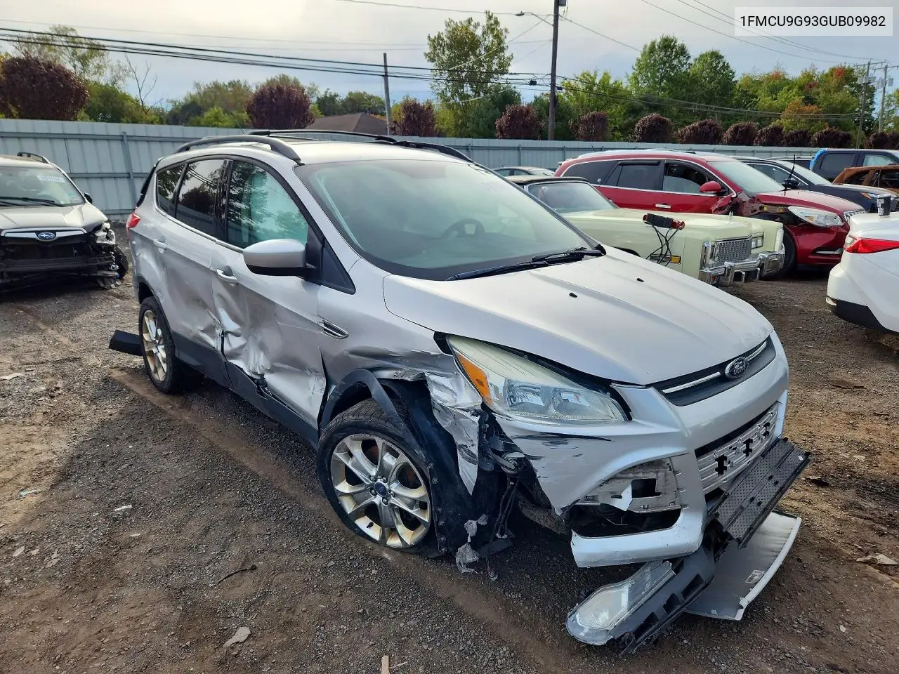 2016 FORD ESCAPE VIN 1FMCU9G93GUB09982 — фото 4