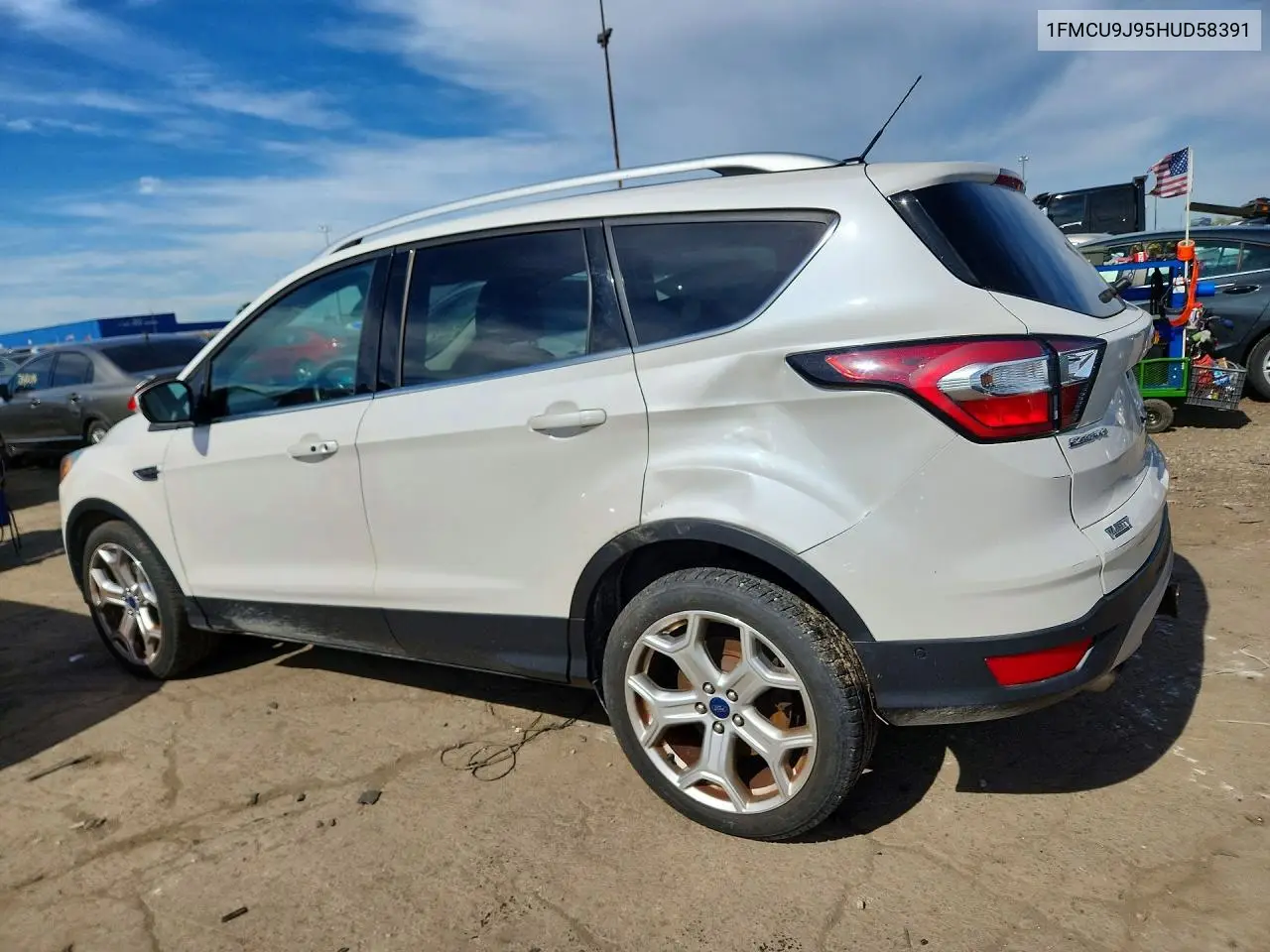 2017 FORD ESCAPE VIN 1FMCU9J95HUD58391 — фото 2