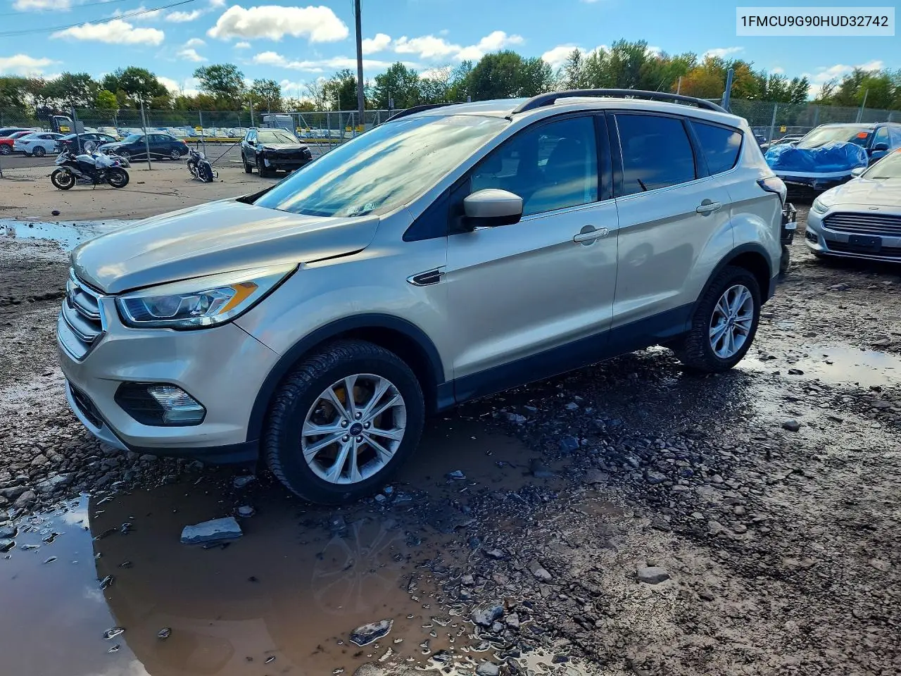 FORD ESCAPE 2017, VIN 1FMCU9G90HUD32742