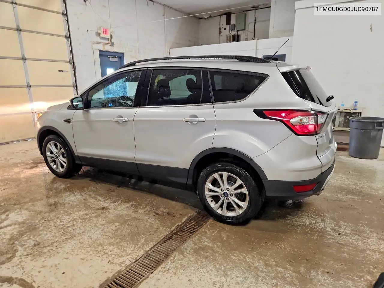 2018 FORD ESCAPE VIN 1FMCU0GD0JUC90787 — фото 2
