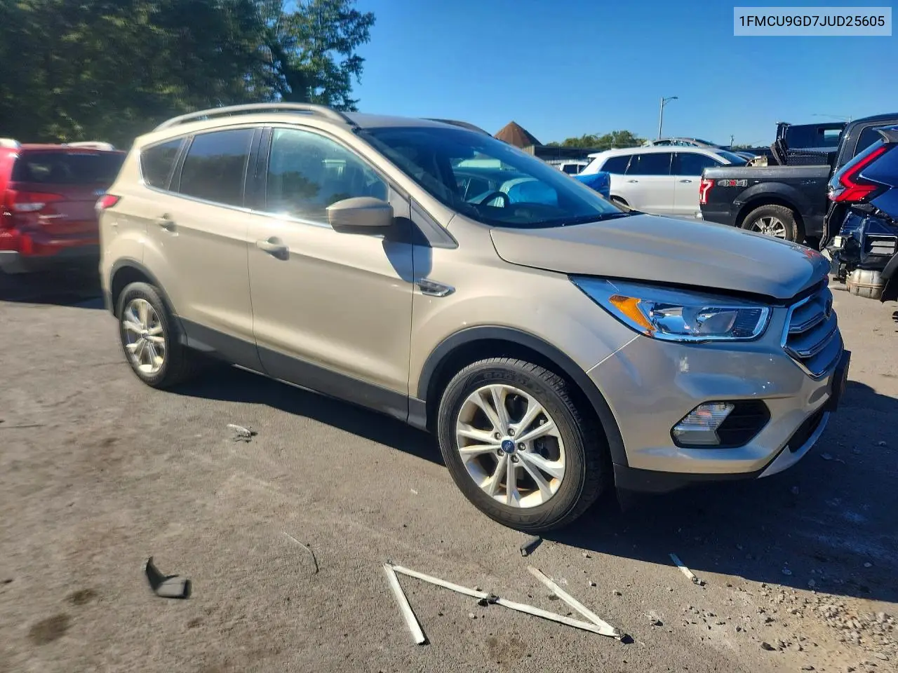 2018 FORD ESCAPE VIN 1FMCU9GD7JUD25605 — фото 4