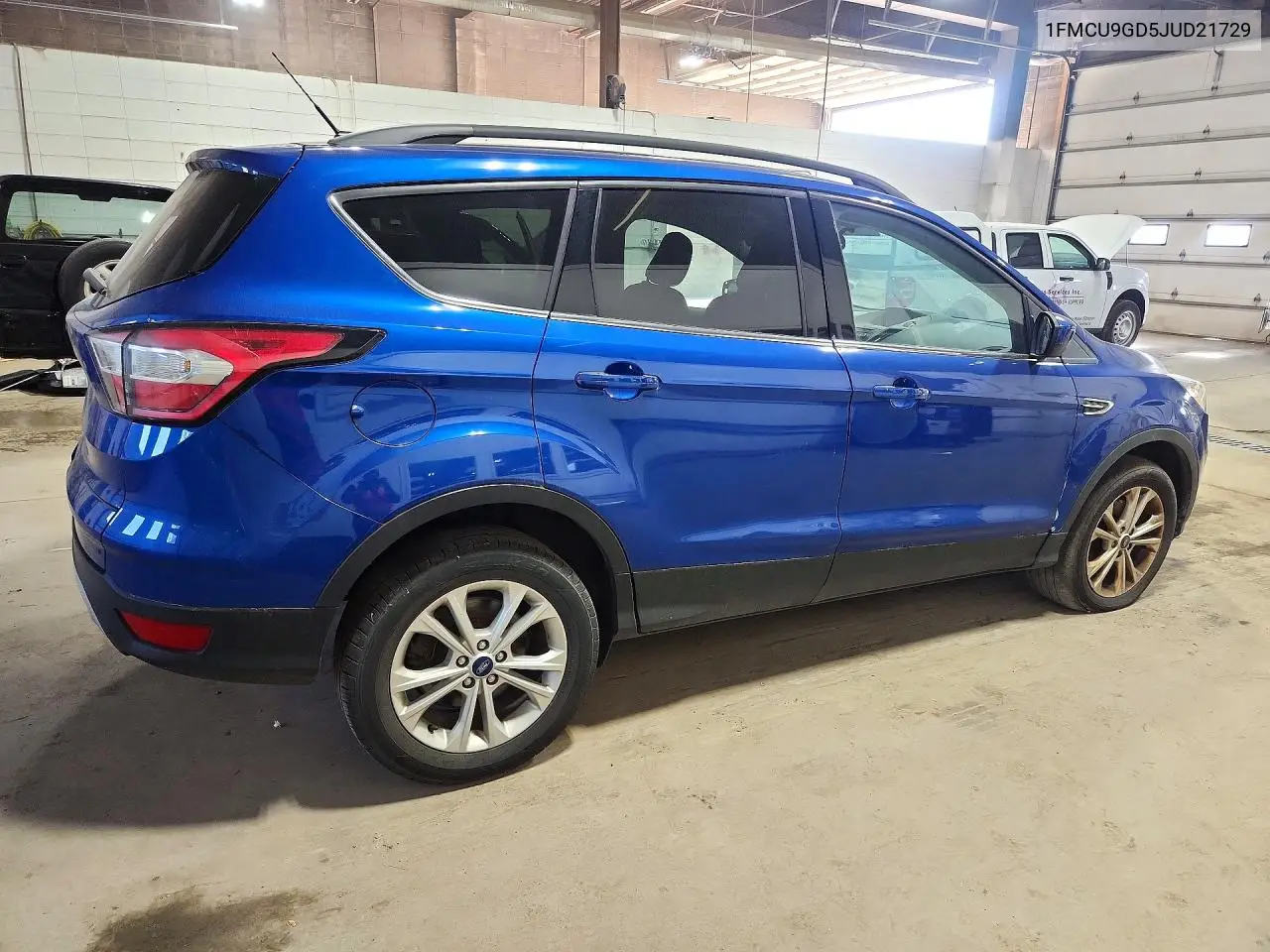 2018 FORD ESCAPE VIN 1FMCU9GD5JUD21729 — фото 3