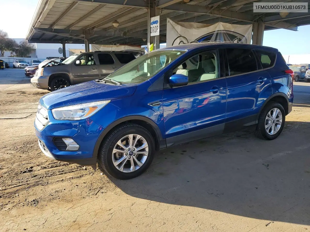 FORD ESCAPE 2019, VIN 1FMCU0GD1KUB10573