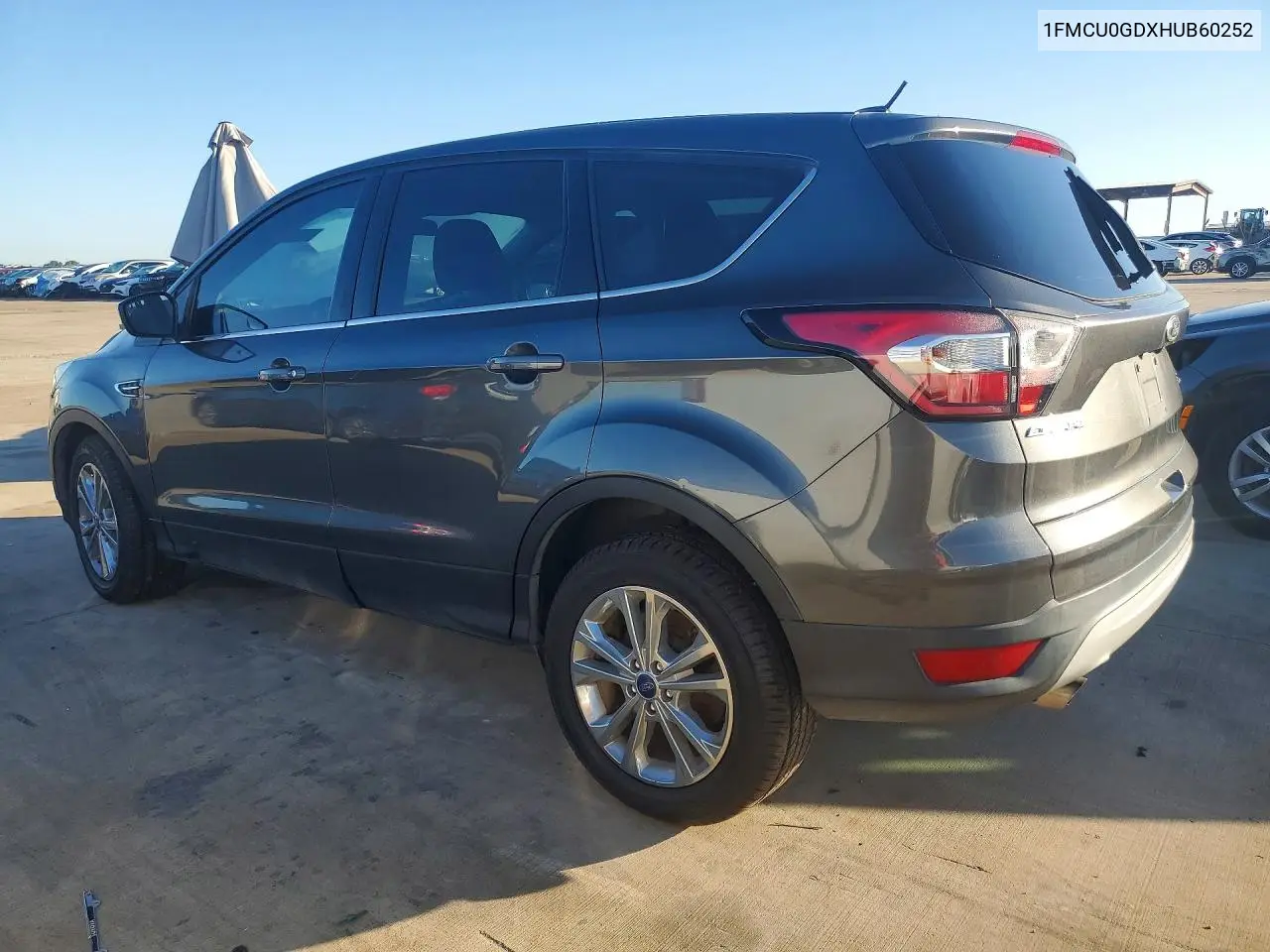 2023 FORD ESCAPE VIN 1FMCU0GDXHUB60252 — фото 2