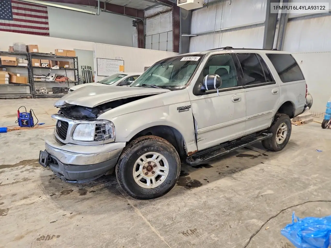 FORD EXPEDITION 2000, VIN 1FMPU16L4YLA93122