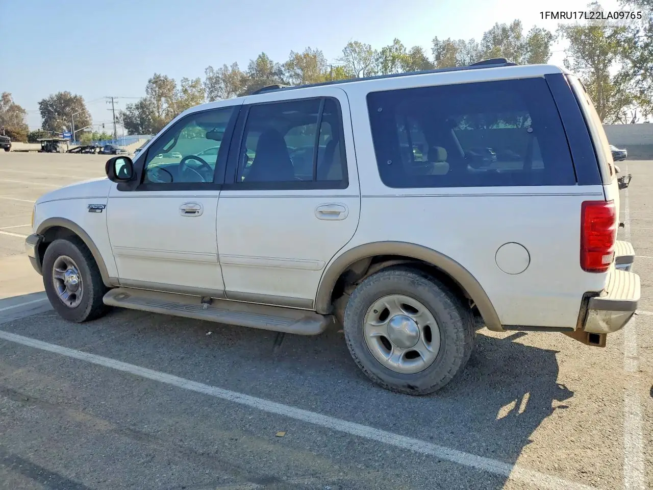 2002 FORD EXPEDITION VIN 1FMRU17L22LA09765 — фото 2