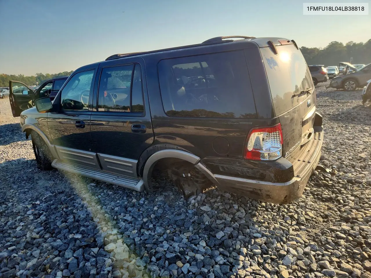 2004 FORD EXPEDITION VIN 1FMFU18L04LB38818 — фото 2