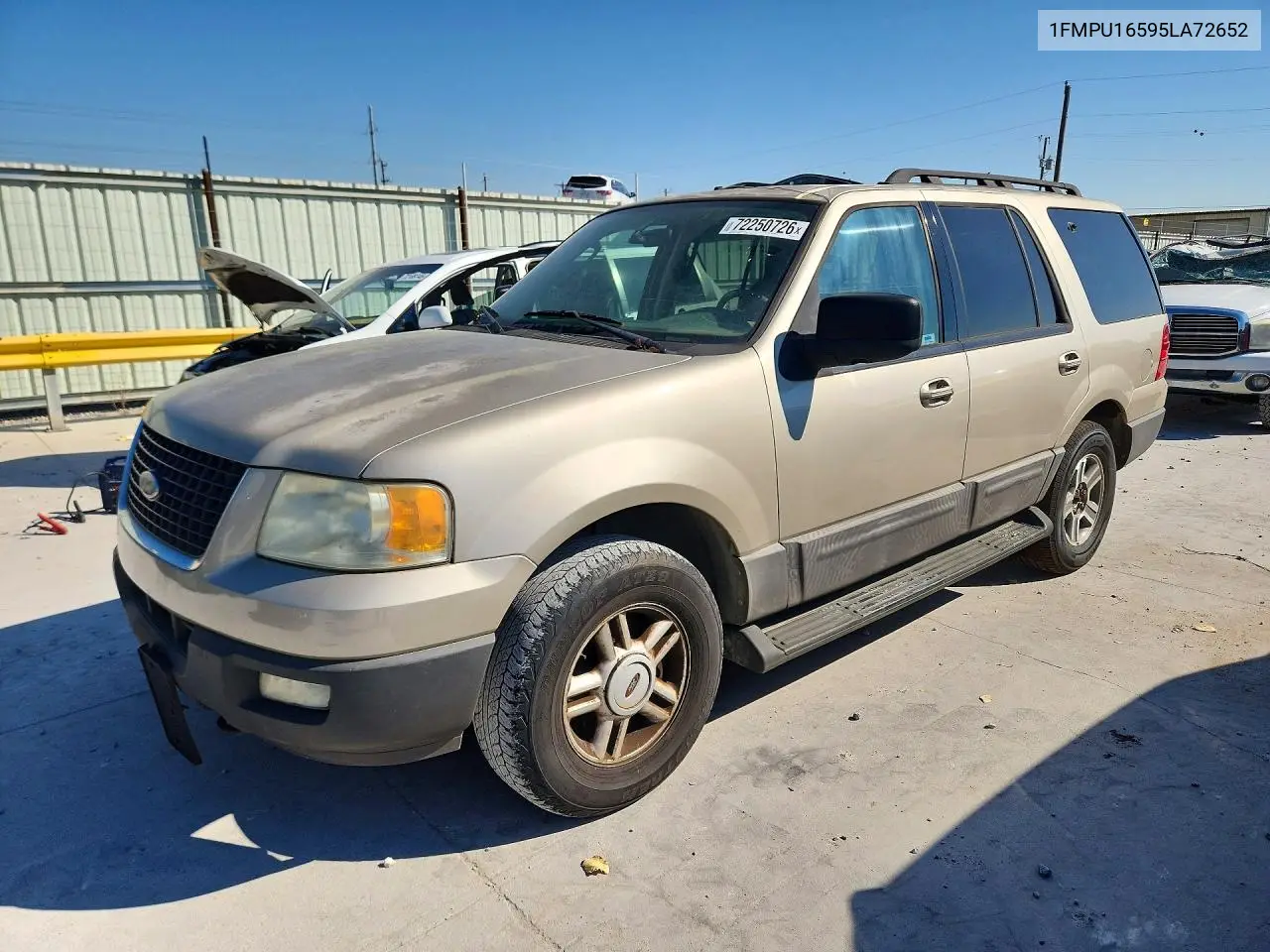 FORD EXPEDITION 2005, VIN 1FMPU16595LA72652