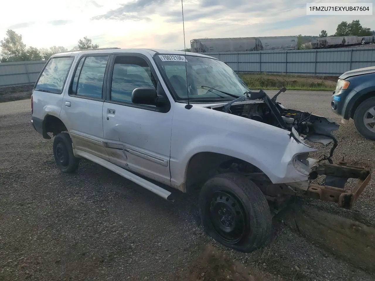 2000 FORD EXPLORER VIN 1FMZU71EXYUB47604 — фото 4