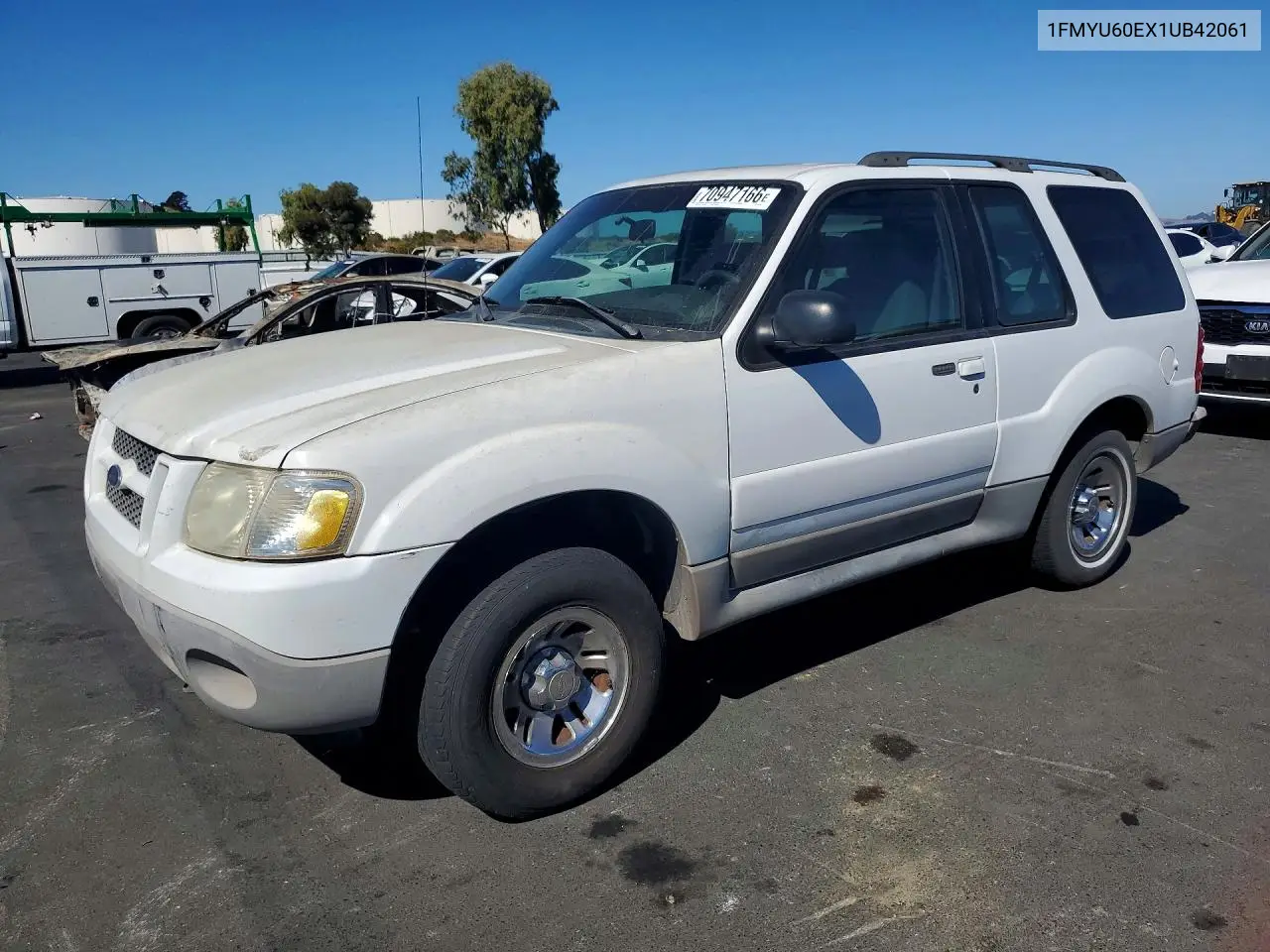 FORD EXPLORER 2001, VIN 1FMYU60EX1UB42061