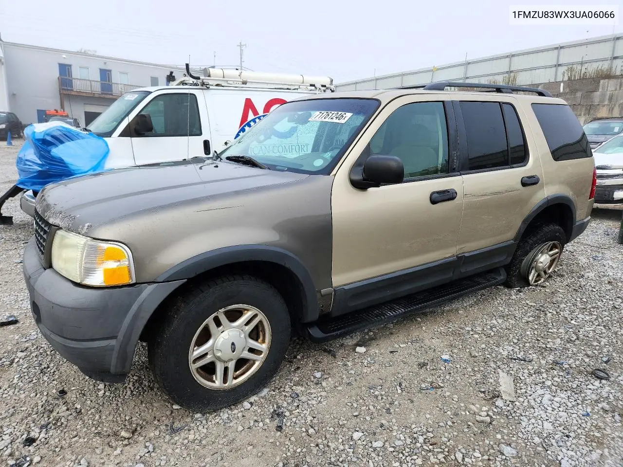 FORD EXPLORER 2003, VIN 1FMZU83WX3UA06066