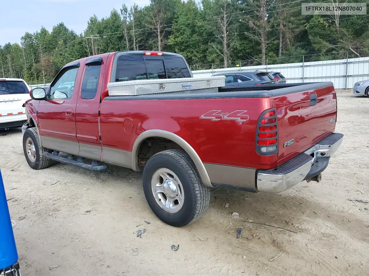 FORD F-150 2002, VIN 1FTRX18L12NB07040