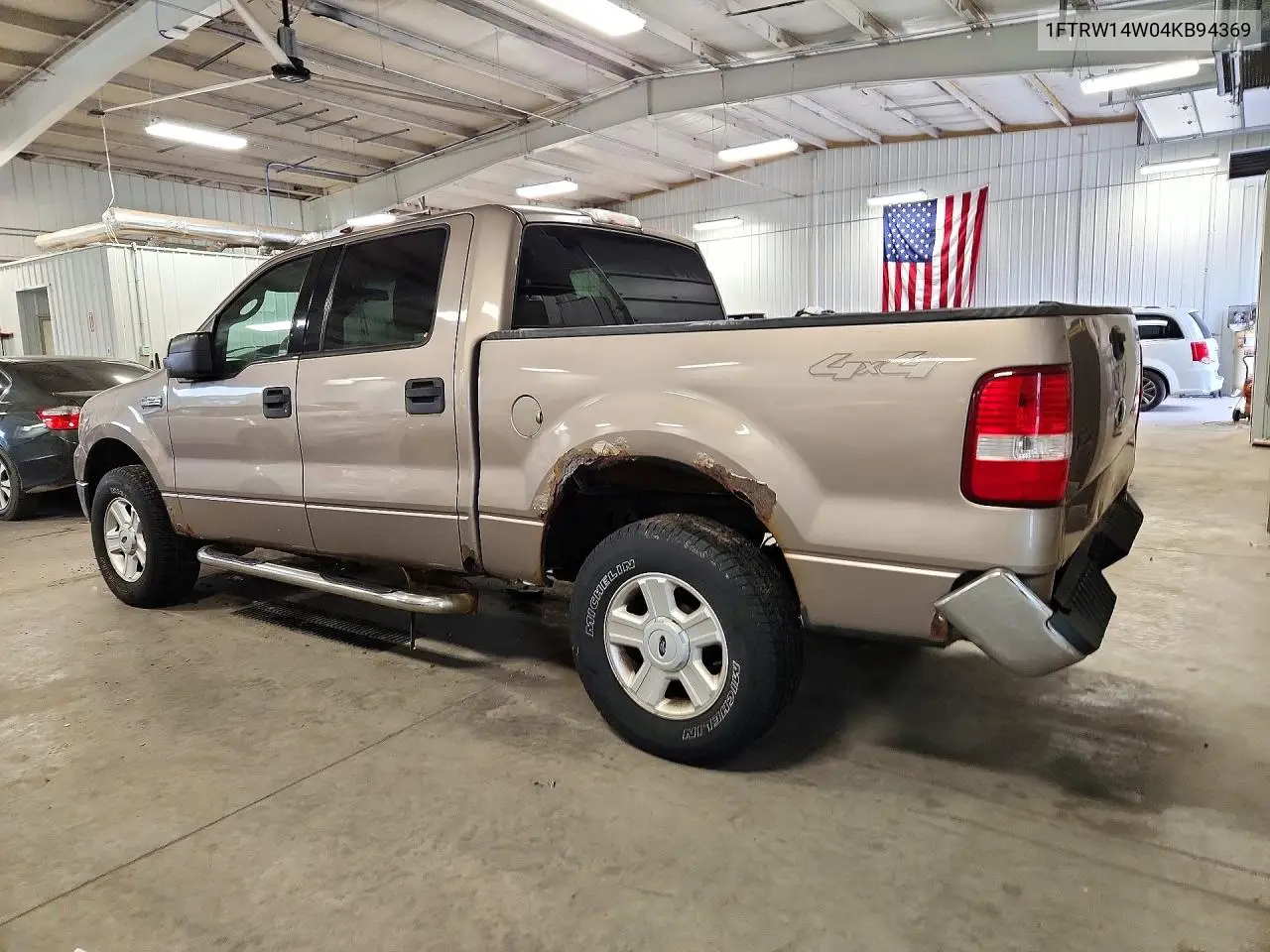 2004 FORD F-150 VIN 1FTRW14W04KB94369 — фото 2