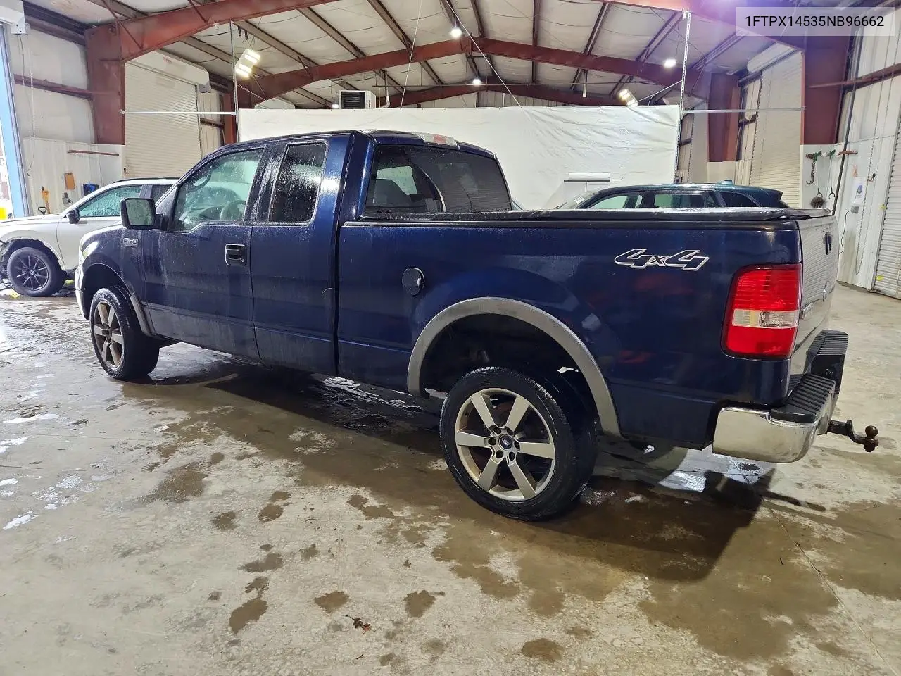 2005 FORD F-150 VIN 1FTPX14535NB96662 — фото 2