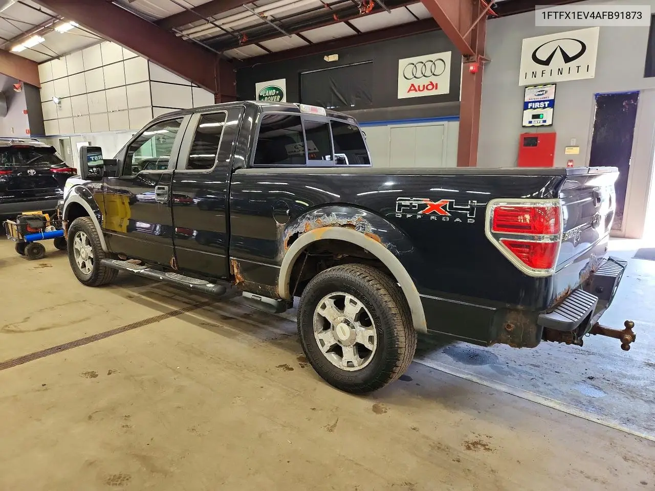 2010 FORD F-150 VIN 1FTFX1EV4AFB91873 — фото 2
