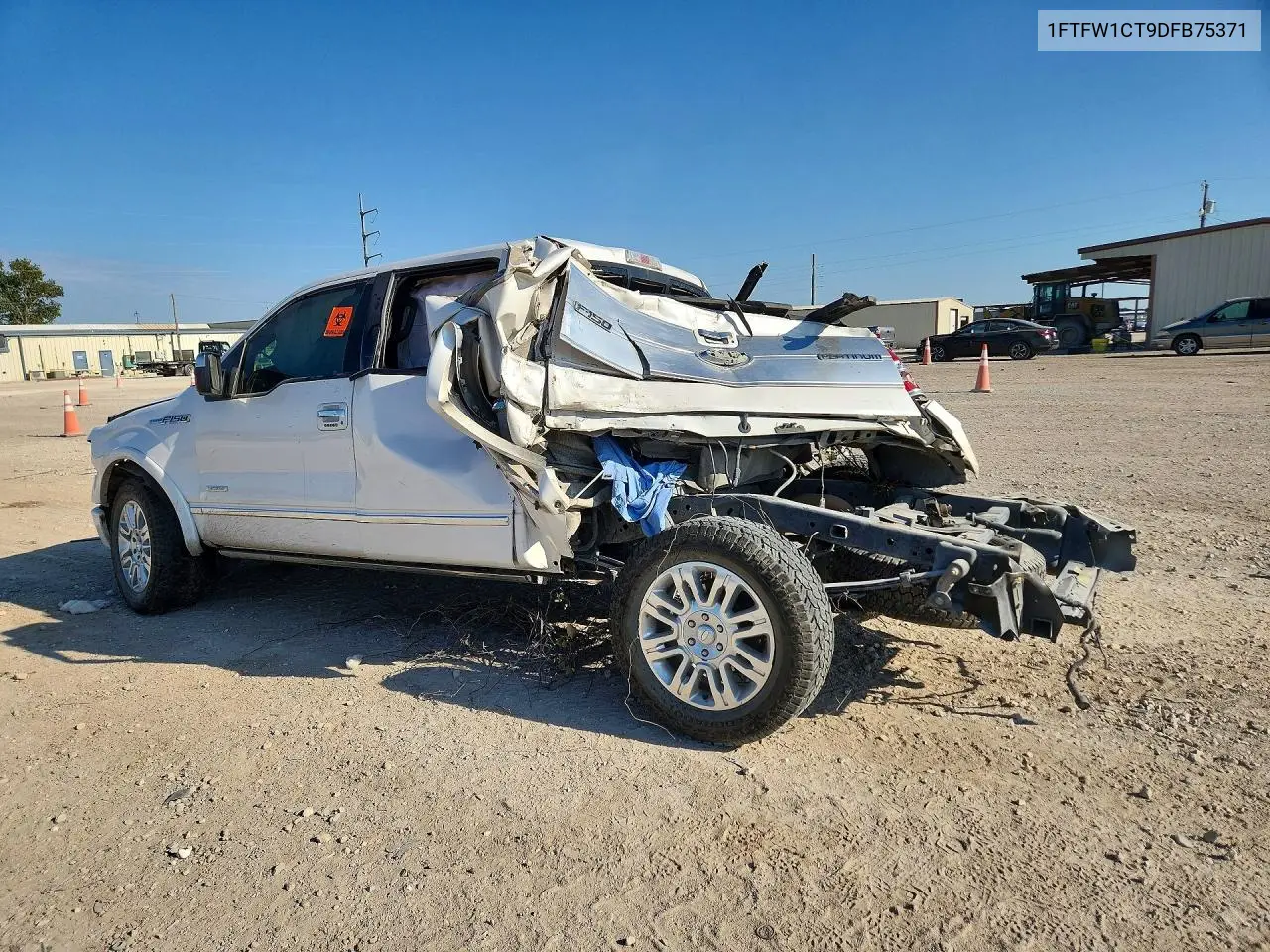 2013 FORD F-150 VIN 1FTFW1CT9DFB75371 — фото 2