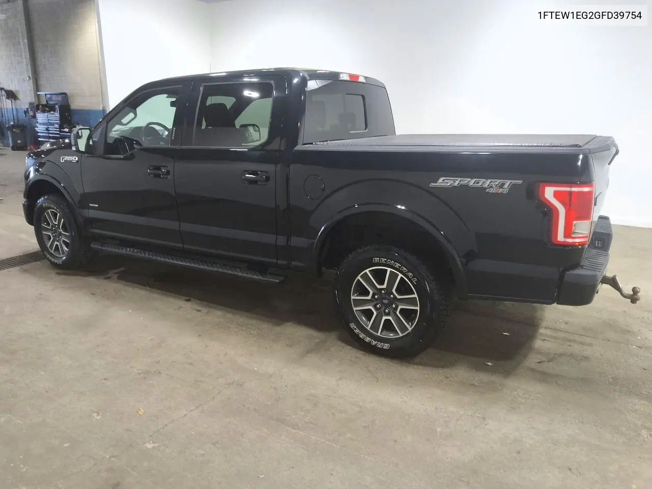 2016 FORD F-150 VIN 1FTEW1EG2GFD39754 — фото 2