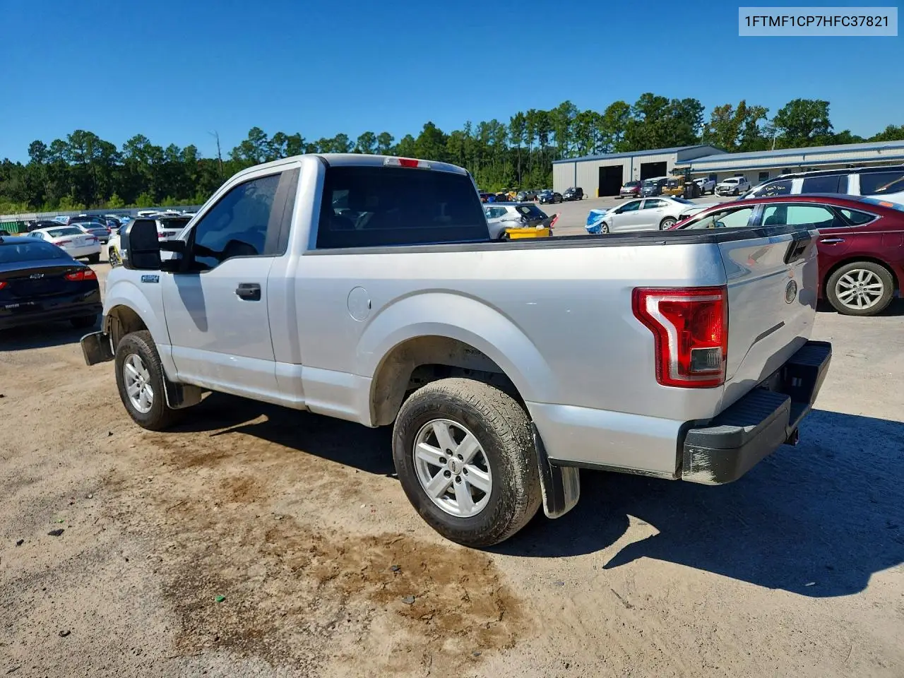 2017 FORD F-150 VIN 1FTMF1CP7HFC37821 — фото 2