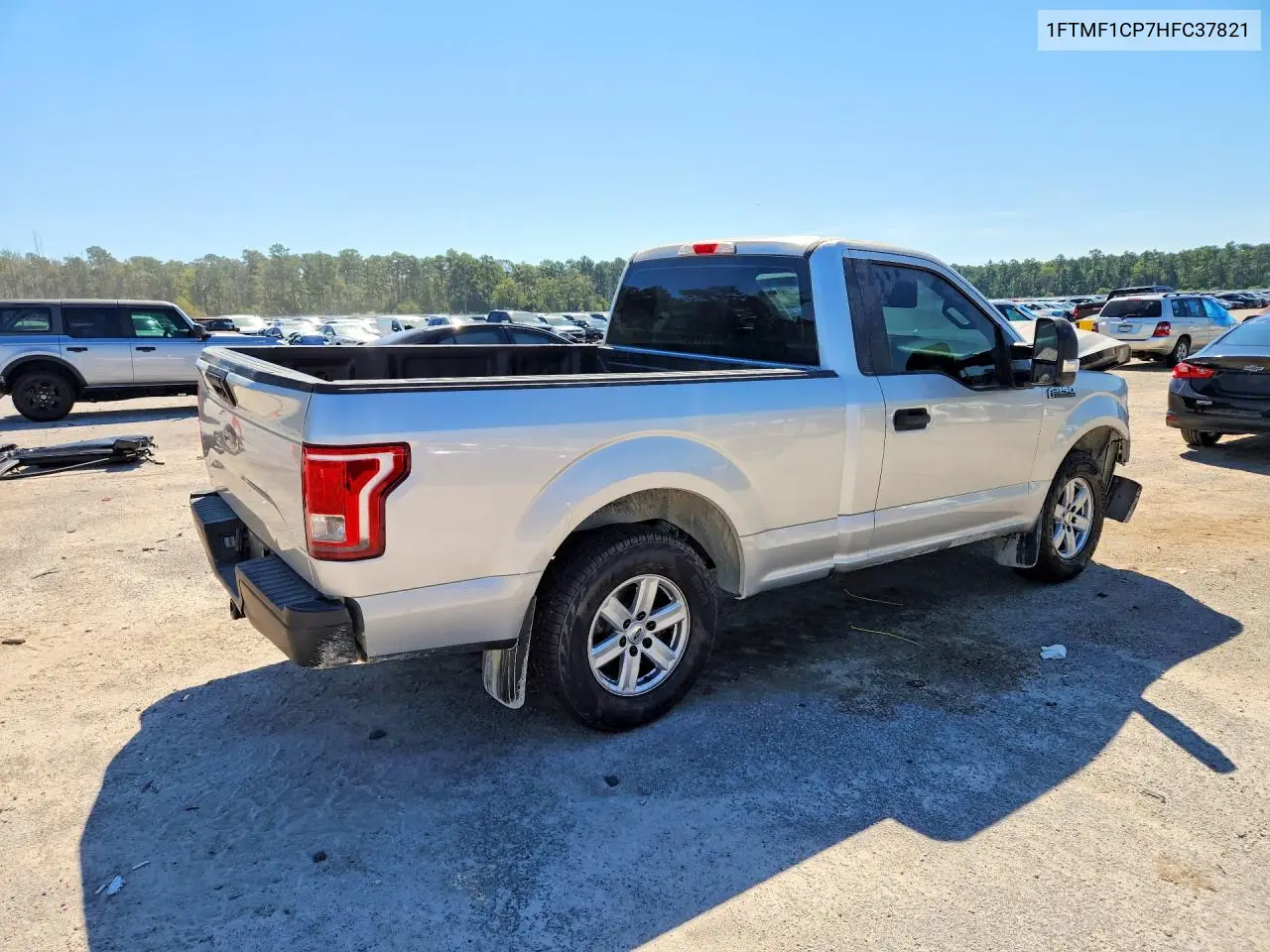 2017 FORD F-150 VIN 1FTMF1CP7HFC37821 — фото 3