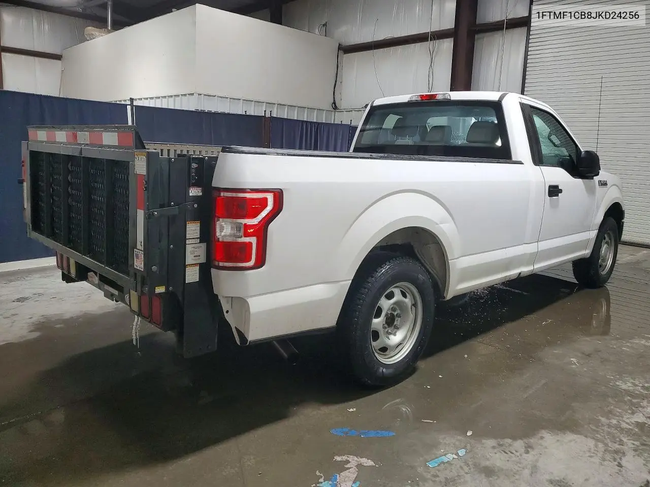 2018 FORD F-150 VIN 1FTMF1CB8JKD24256 — фото 3