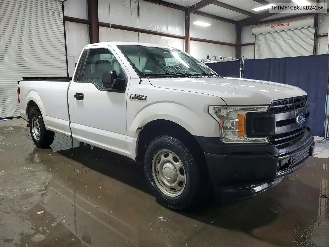2018 FORD F-150 VIN 1FTMF1CB8JKD24256 — фото 4