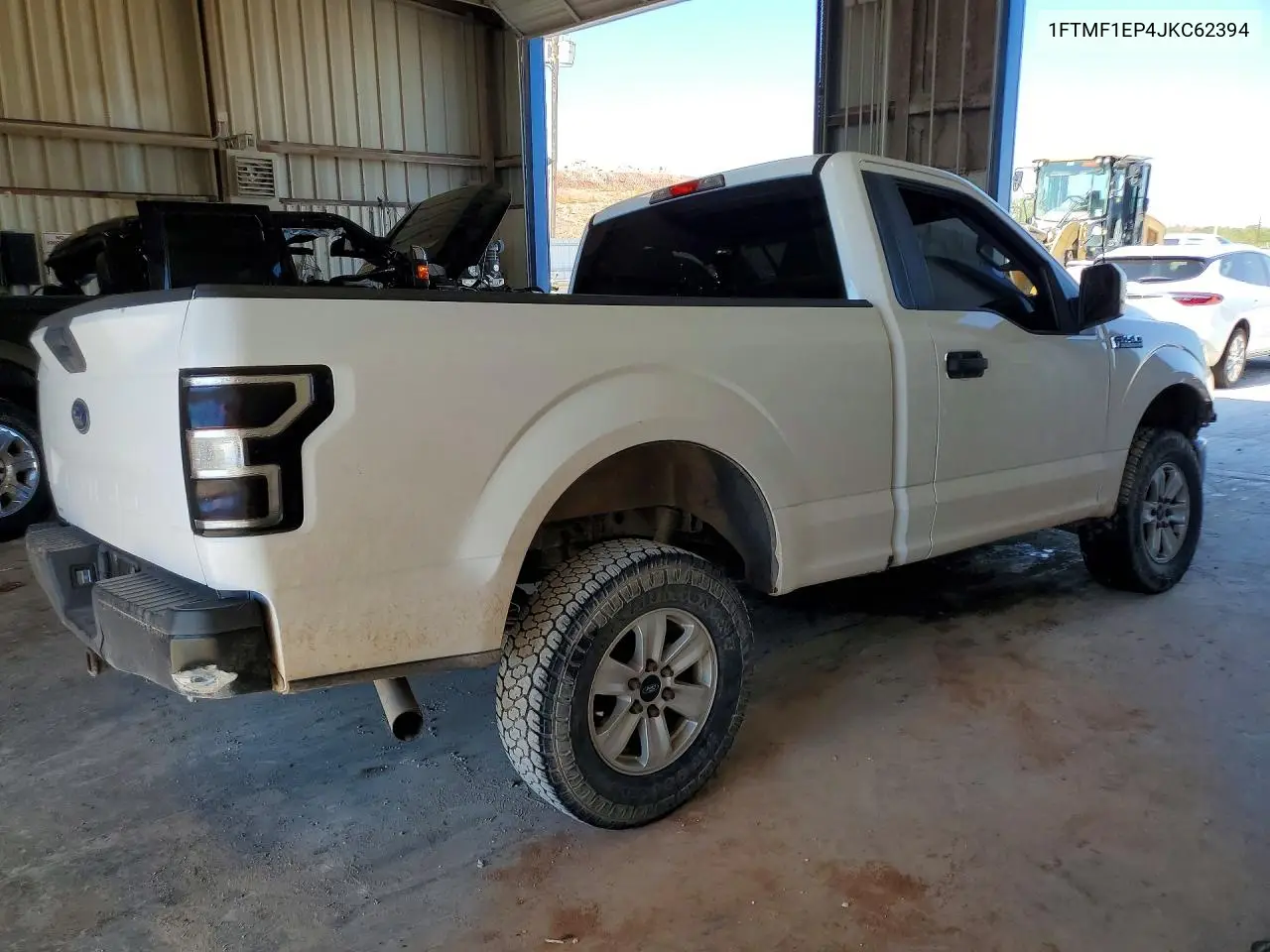 2018 FORD F-150 VIN 1FTMF1EP4JKC62394 — фото 3