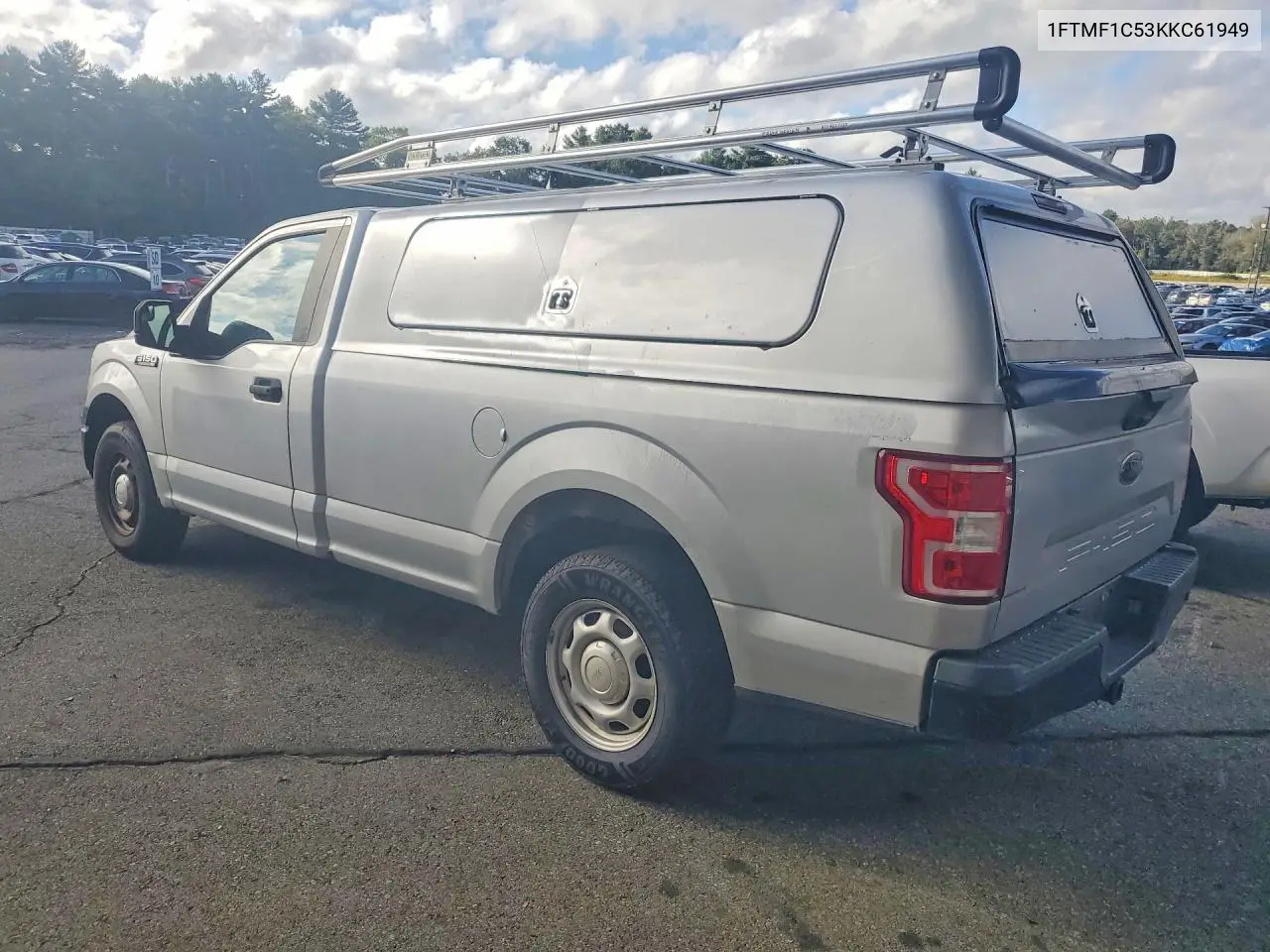 2019 FORD F-150 VIN 1FTMF1C53KKC61949 — фото 2