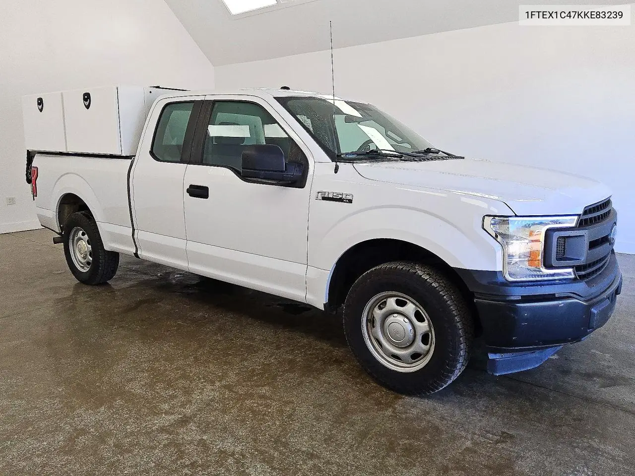 2019 FORD F-150 VIN 1FTEX1C47KKE83239 — фото 4
