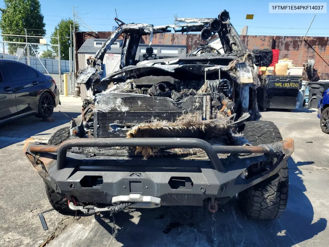 FORD F-150 2023, VIN 1FTMF1E54PKF14037