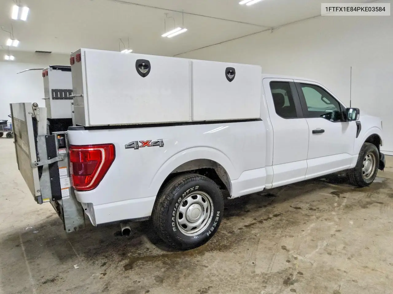 2023 FORD F-150 VIN 1FTFX1E84PKE03584 — фото 3