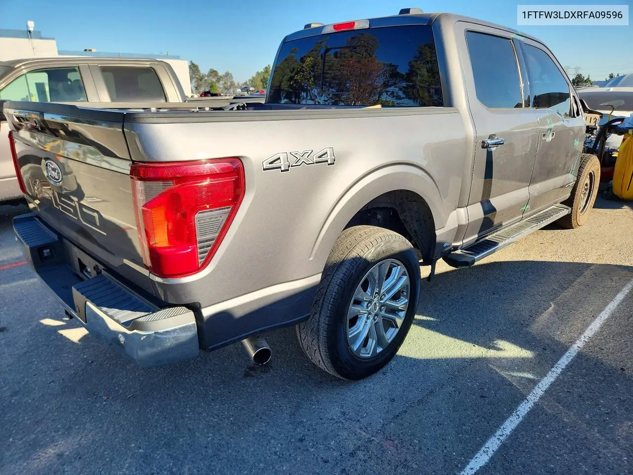 2024 FORD F-150 VIN 1FTFW3LDXRFA09596 — фото 3