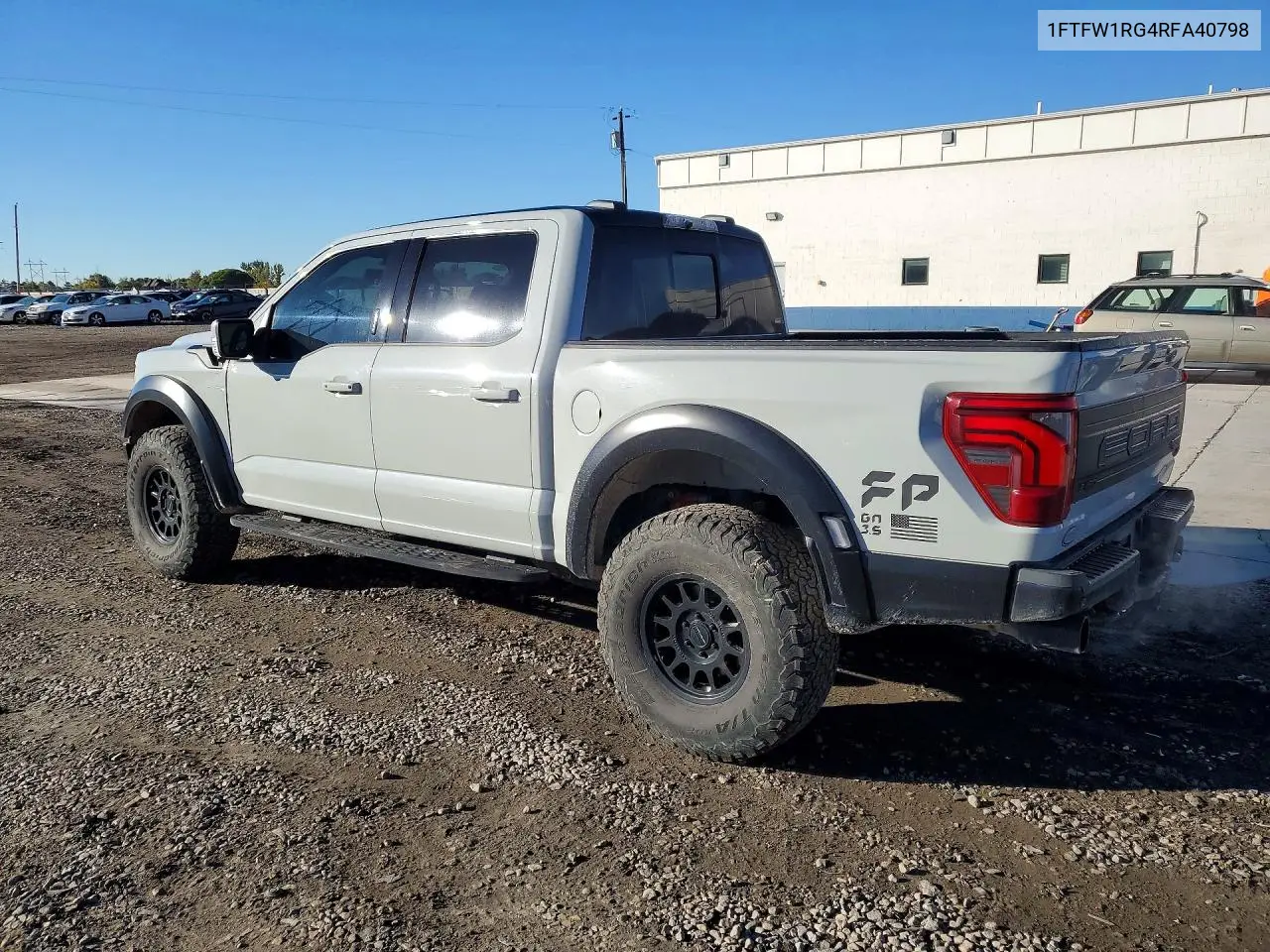 2024 FORD F-150 VIN 1FTFW1RG4RFA40798 — фото 2