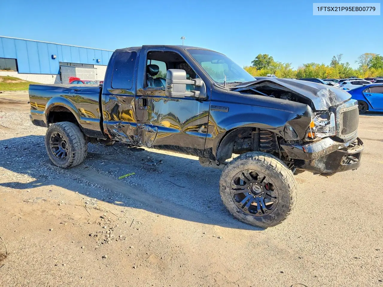 2005 FORD F250 VIN 1FTSX21P95EB00779 — фото 4