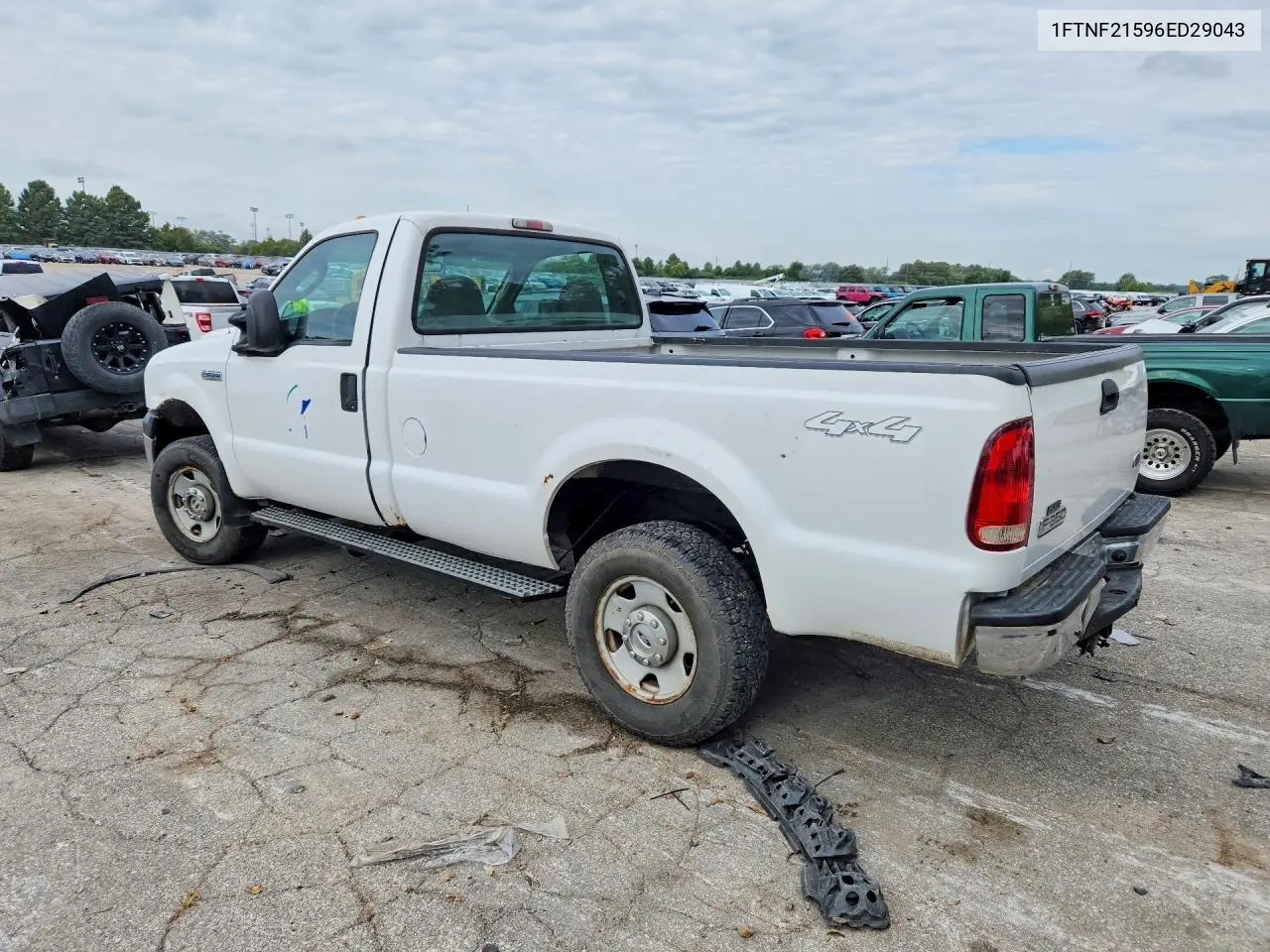 2006 FORD F250 VIN 1FTNF21596ED29043 — фото 2