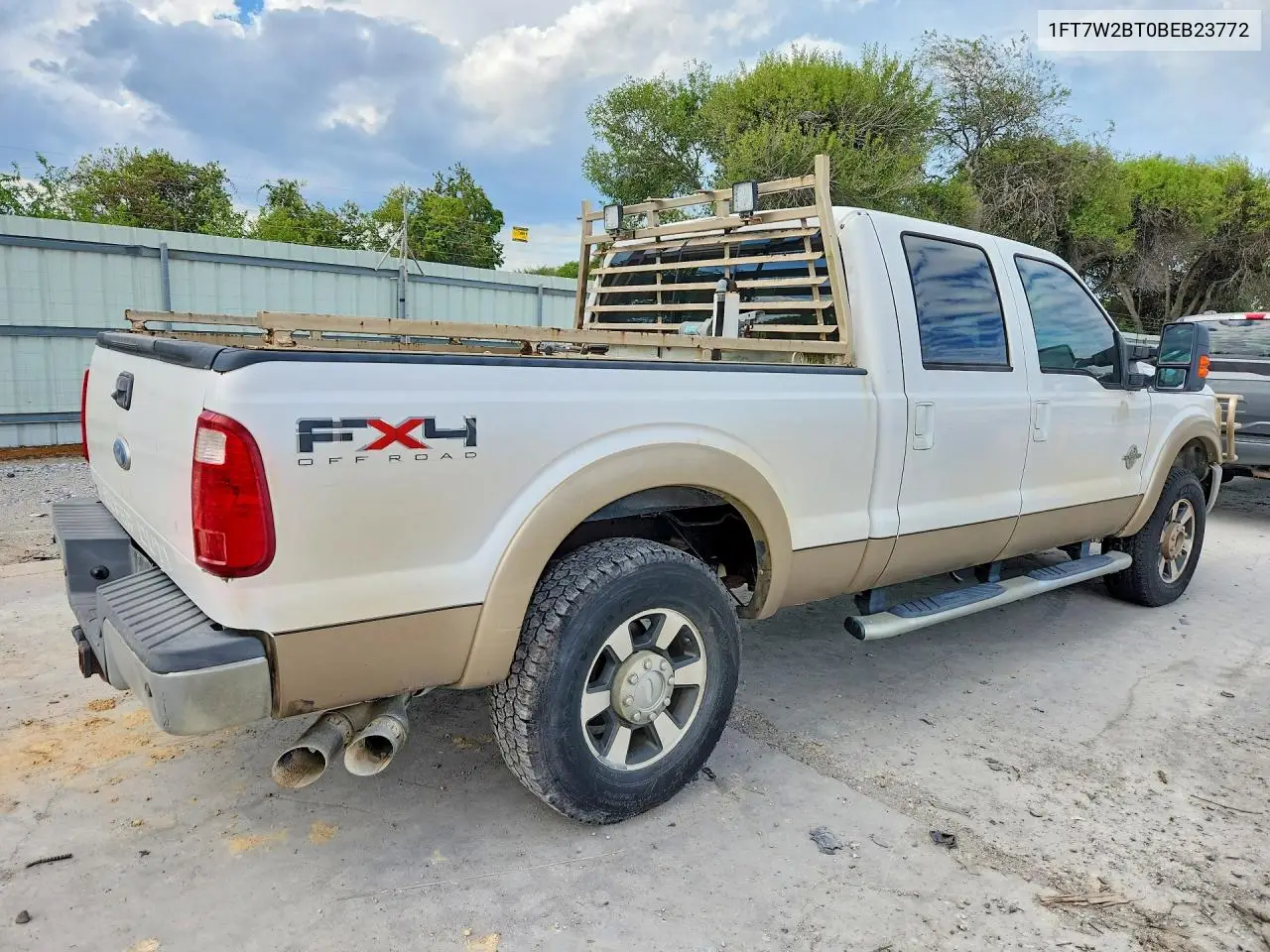 2011 FORD F250 VIN 1FT7W2BT0BEB23772 — фото 3