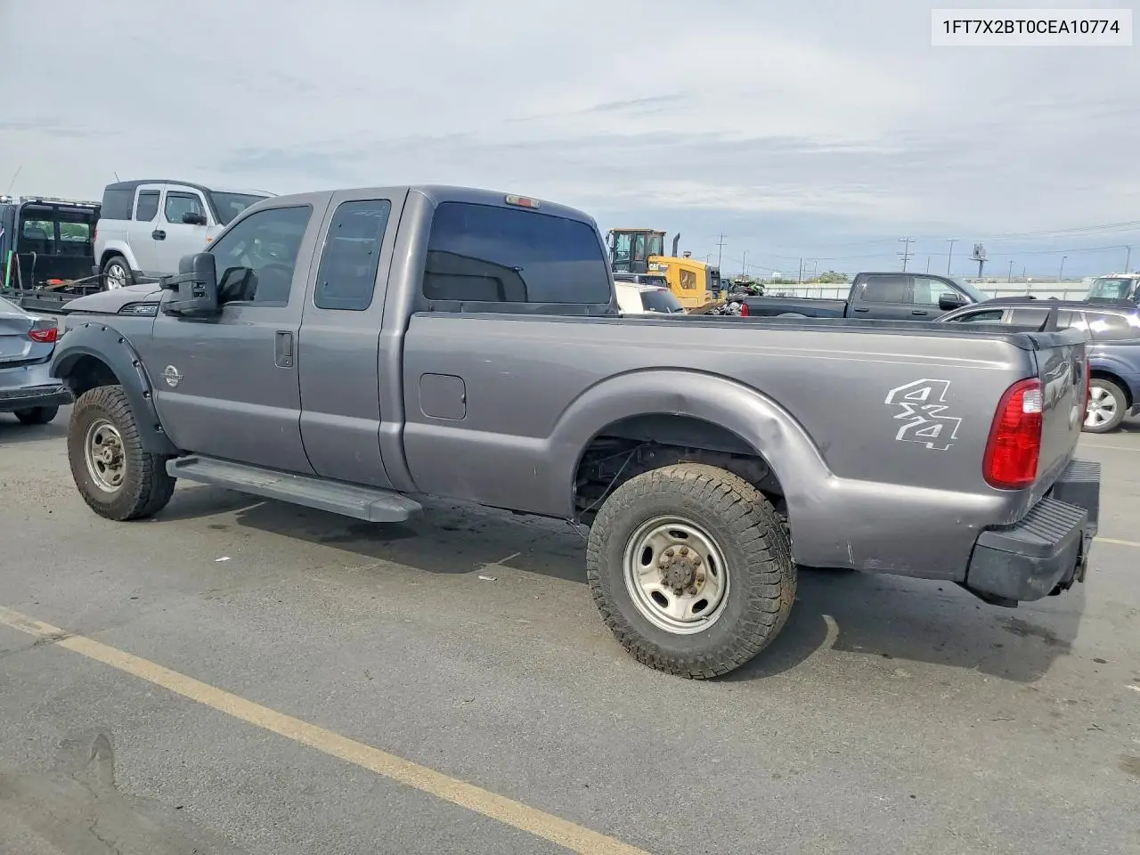 2012 FORD F250 VIN 1FT7X2BT0CEA10774 — фото 2
