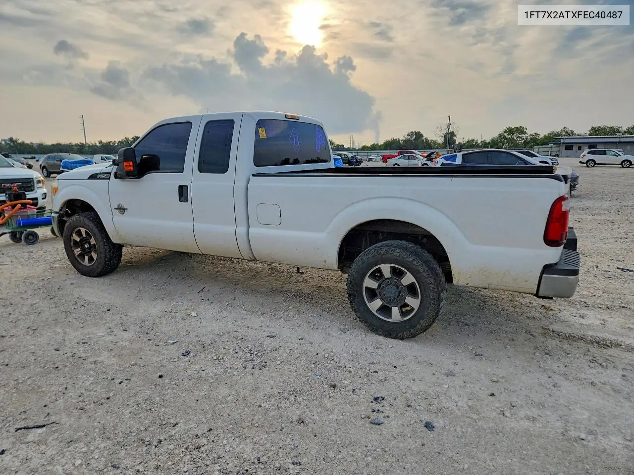 2015 FORD F250 VIN 1FT7X2ATXFEC40487 — фото 2