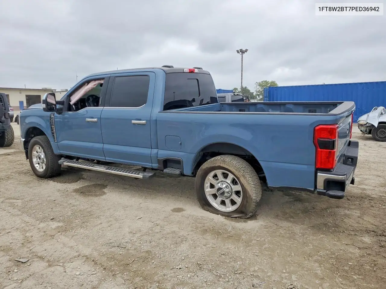 2023 FORD F250 VIN 1FT8W2BT7PED36942 — фото 2