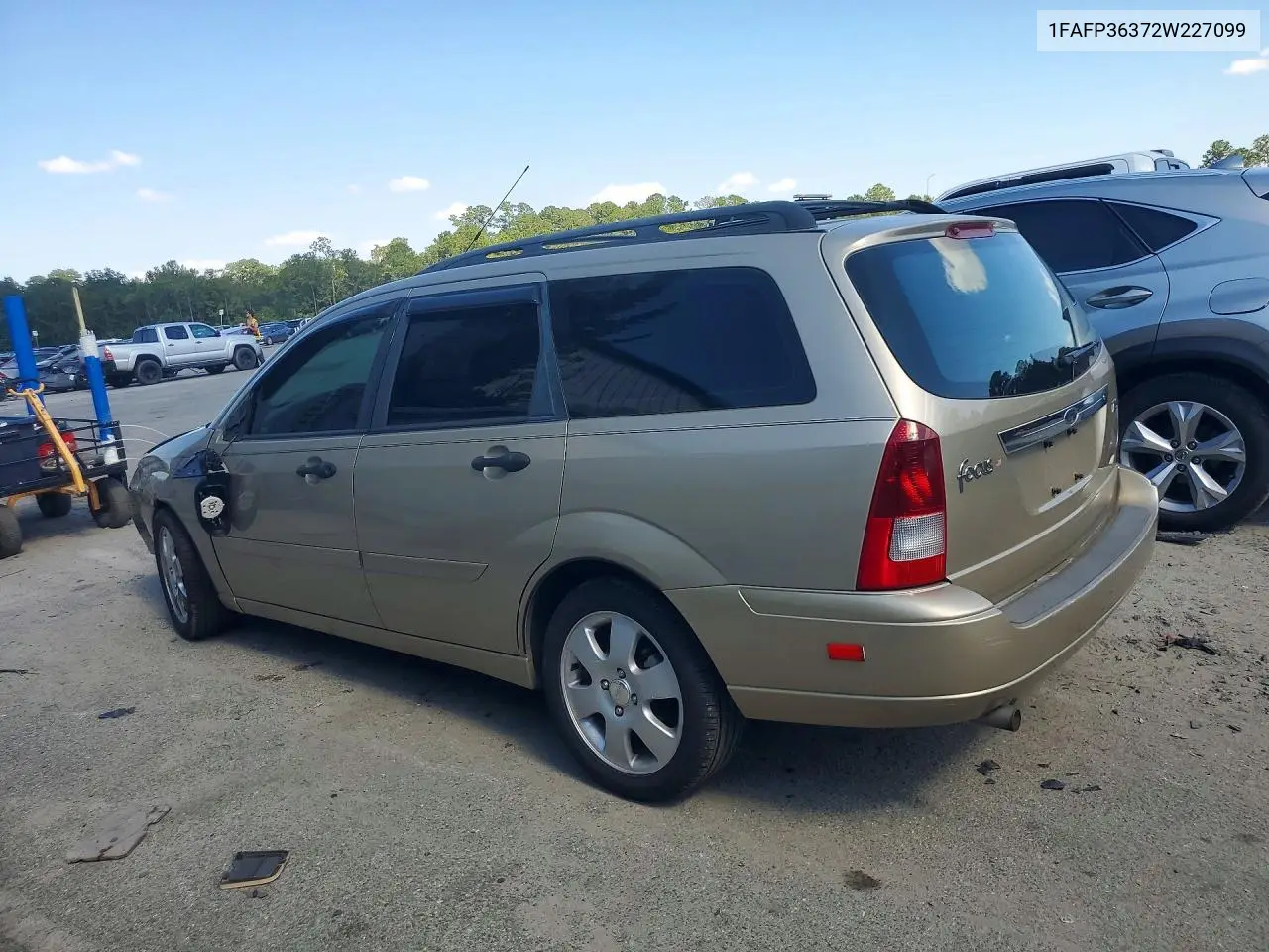 2002 FORD FOCUS VIN 1FAFP36372W227099 — фото 2