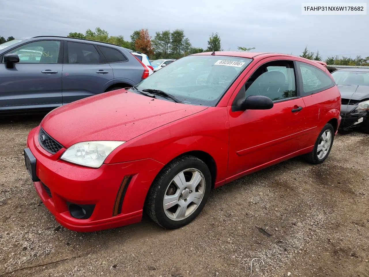 FORD FOCUS 2006, VIN 1FAHP31NX6W178682